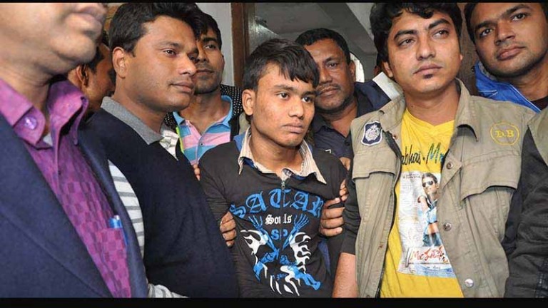 আঘাতের পর দীর্ঘ সময় বেঁচে ছিলেন লামিয়াঃ ৫ খুন