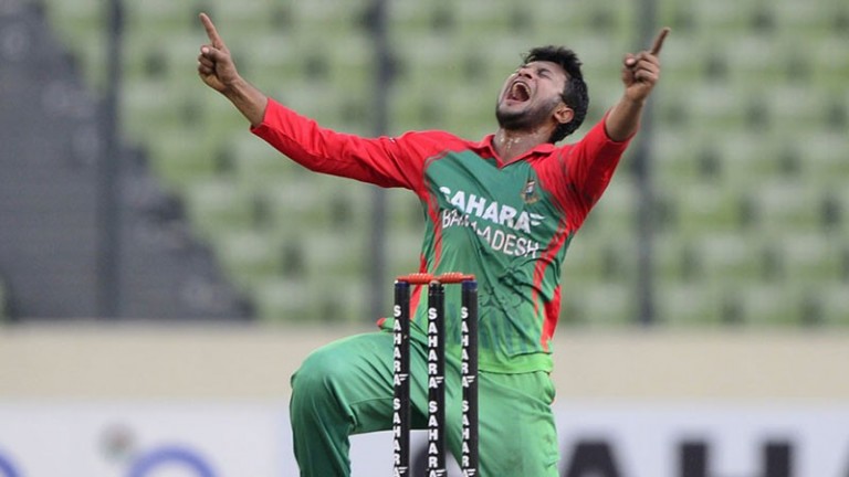সাকিবের ৫০ উইকেটের কীর্তি