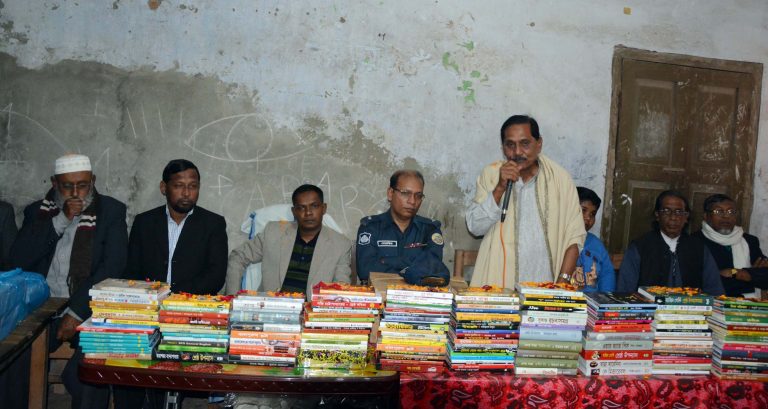 মঠবাড়িয়া শেরে বাংলা সাধারণ পাঠাগারে পাঠচক্র উদ্বোধন