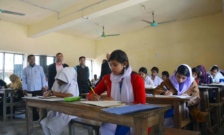 মঠবাড়িয়ায় এসএসসি ও সমমানের পরীক্ষা শুরু : ৪৭ স্কুল ৪৮ মাদ্রাসায় ২ হাজার ৮১১জন পরীক্ষার্থী