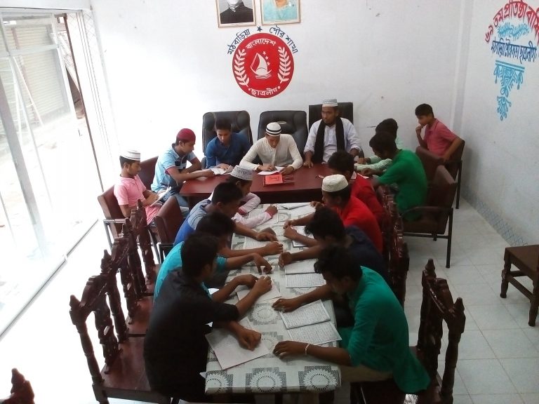 মঠবাড়িয়ায় মাসব্যাপী পবিত্র কুরআন শিক্ষার আসর