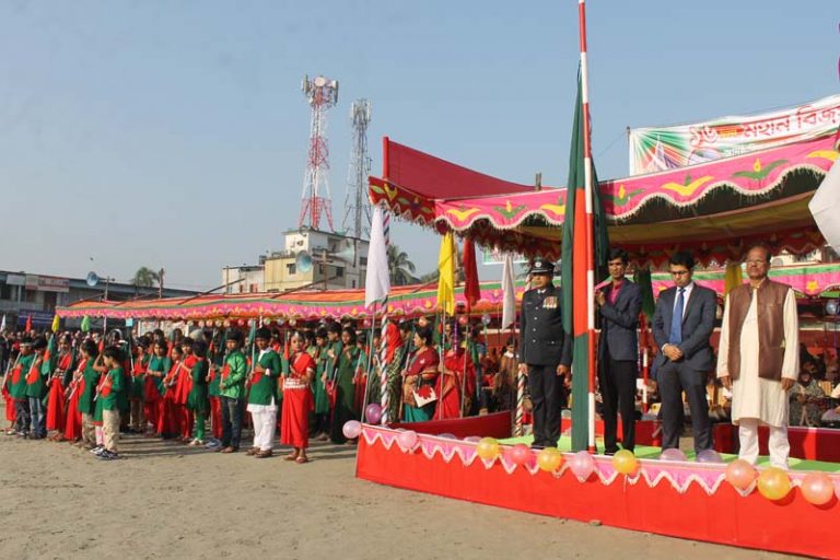 মঠবাড়িয়ায় মহান বিজয় দিবস পালিত