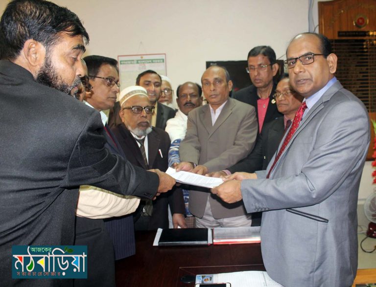 প্রয়াত মেজর (অবঃ)জিয়াউদ্দিন আহম্মেদ এর মামলার রায় বাস্তবায়নে প্রধানমন্ত্রীর বরাবরে স্মারকলিপি