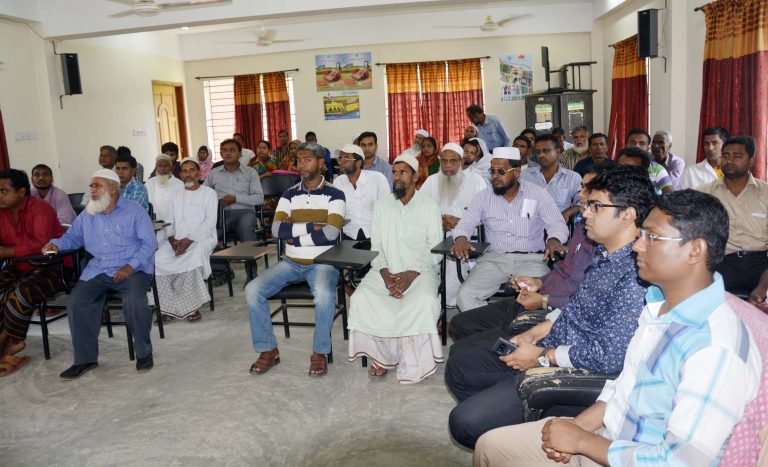 ই-কৃষি সেবার উদ্বোধনী অনুষ্ঠান সরাসরি প্রত্যক্ষ করলেন মঠবাড়িয়ার কৃষকরা