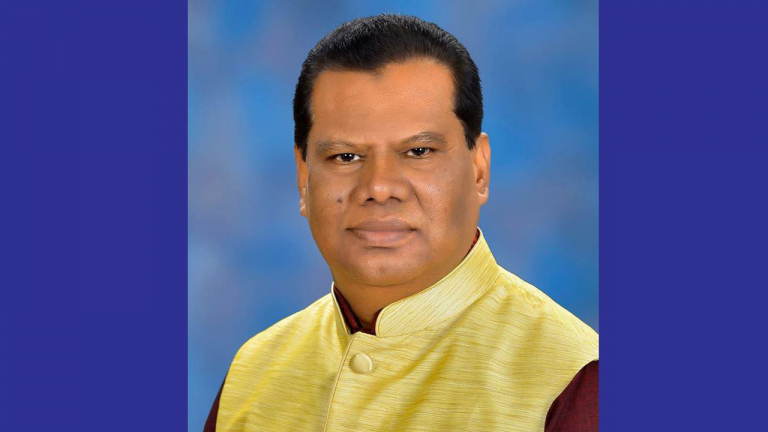 মাননীয় জেলা প্রশাসক ম‌হোদয় পি‌রোজপুর এর কা‌ছে বিন‌য়ের সা‌থে প্রশ্ন