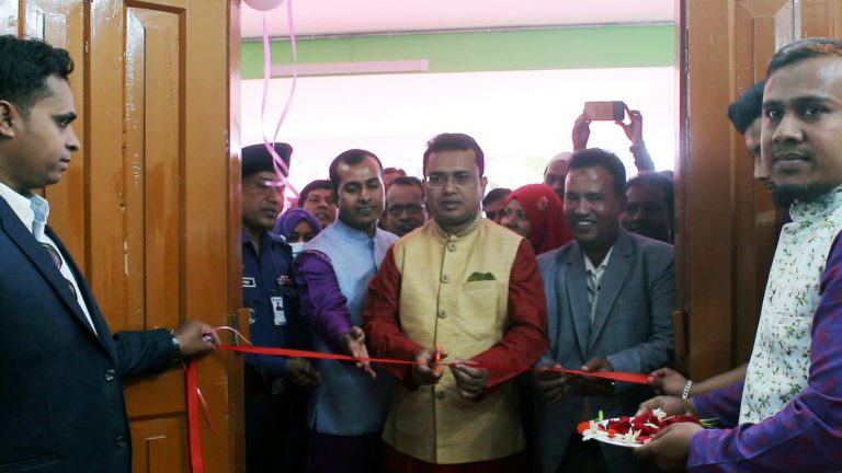পিরোজপুরে সংস্কারকৃত গ্রাম আদালতের উদ্বোধন করলেন জেলা প্রশাসক
