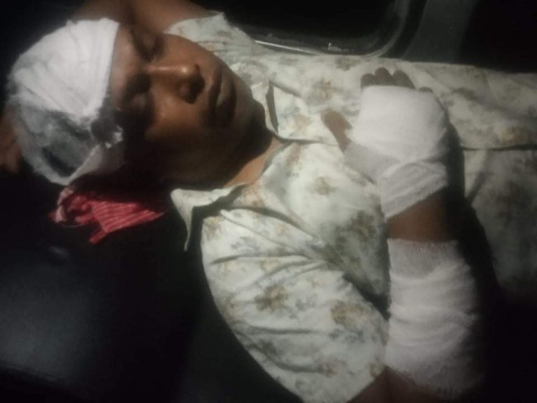 মঠবাড়িয়ায় ছাত্রলীগের কমিটি নিয়ে উত্তেজনা :সংঘর্ষে স্বেচ্ছাসেবক লীগ নেতাসহ তিনজন আহত