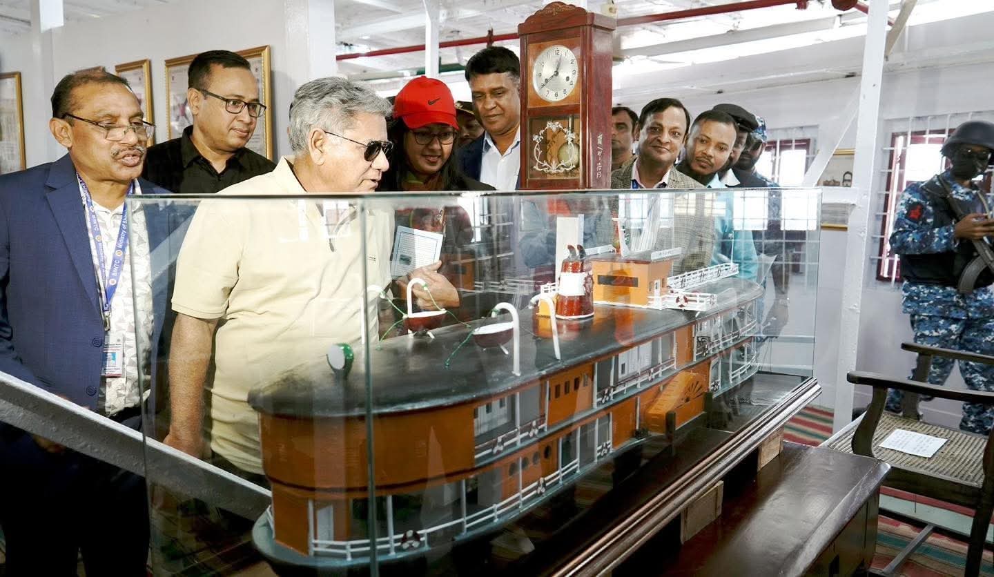 পর্যটন সার্ভিস হিসেবে শতবর্ষী প্যাডেল স্টিমার পি এস মাহসুদ এর আনুষ্ঠানিক উদ্বোধন